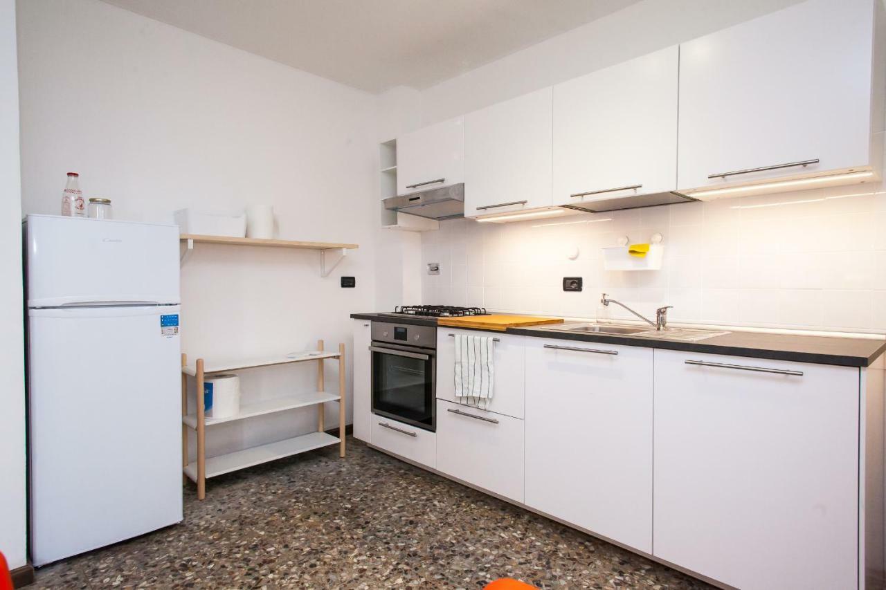 Casa Liberta - Downtown Modern Apartment With Airconditioning San Remo Kültér fotó