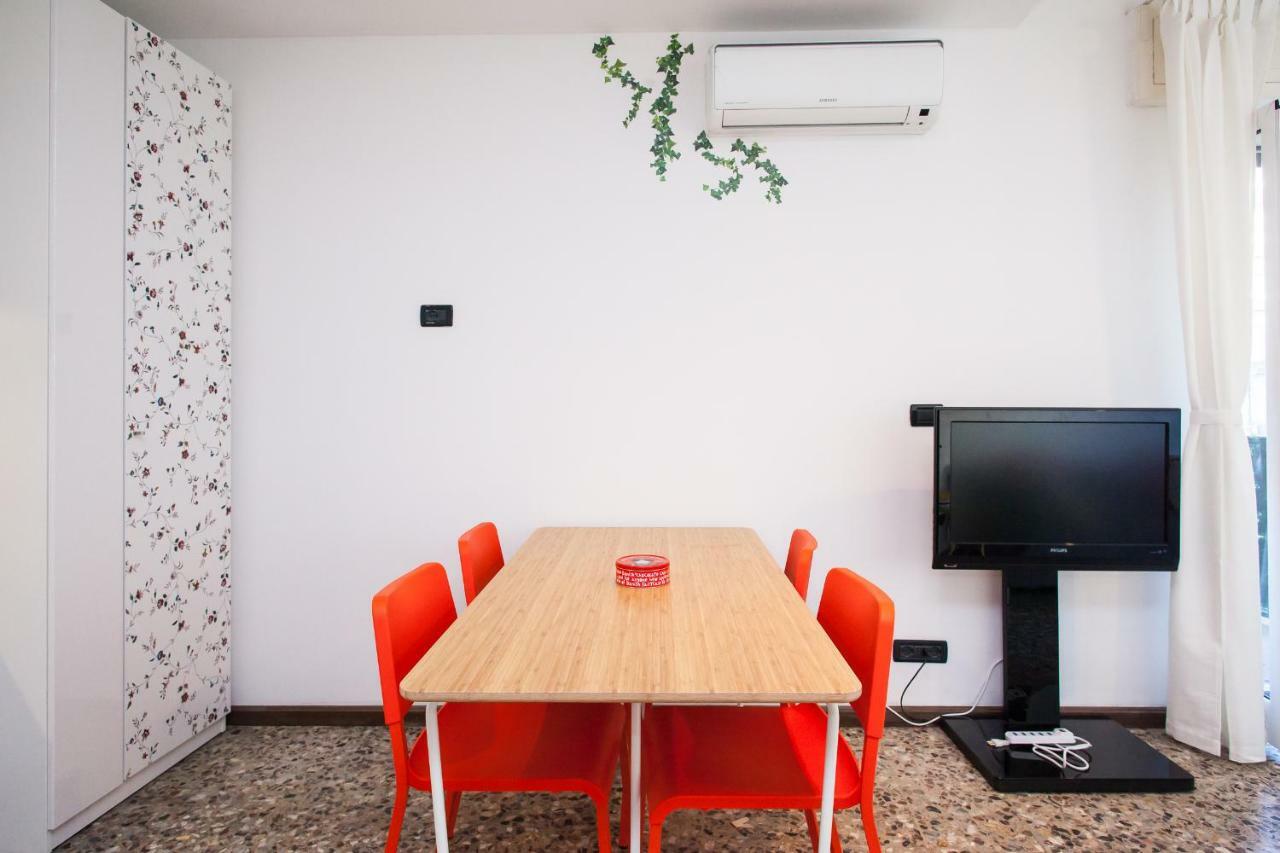 Casa Liberta - Downtown Modern Apartment With Airconditioning San Remo Kültér fotó