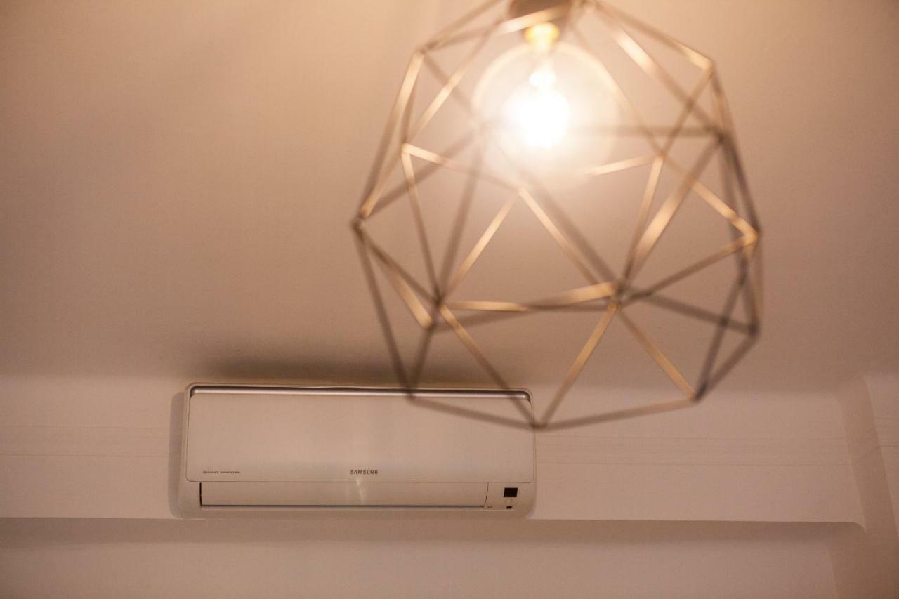 Casa Liberta - Downtown Modern Apartment With Airconditioning San Remo Kültér fotó