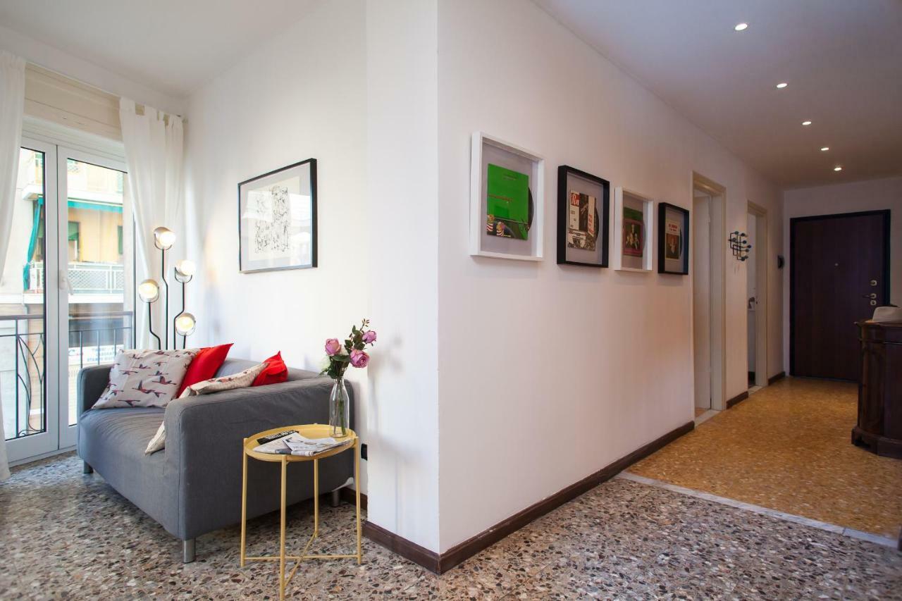 Casa Liberta - Downtown Modern Apartment With Airconditioning San Remo Kültér fotó