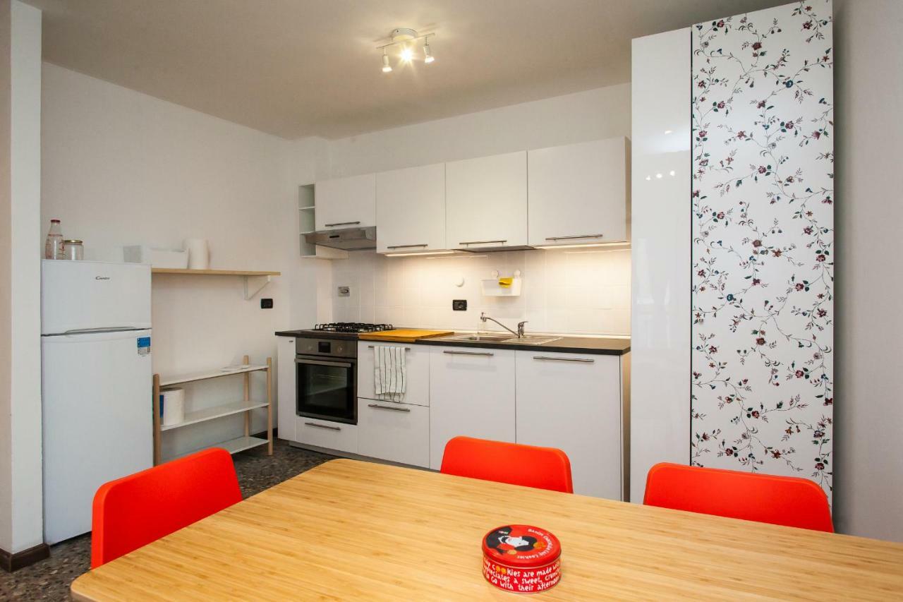 Casa Liberta - Downtown Modern Apartment With Airconditioning San Remo Kültér fotó