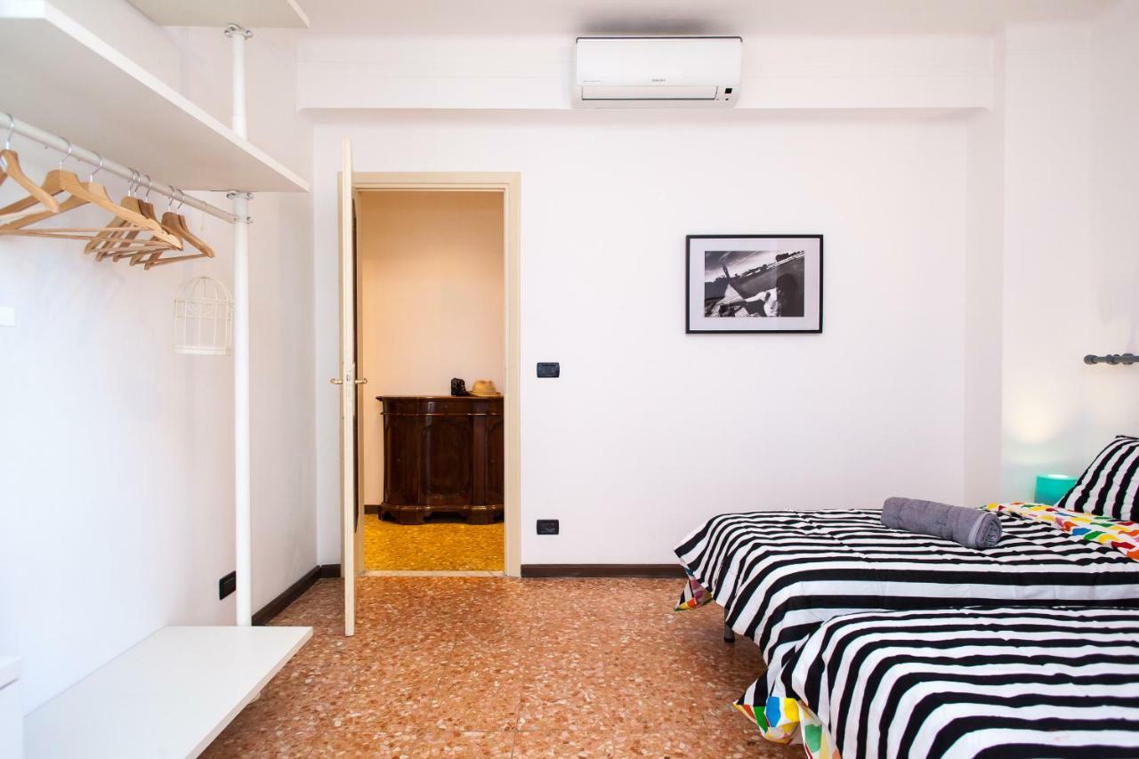 Casa Liberta - Downtown Modern Apartment With Airconditioning San Remo Kültér fotó